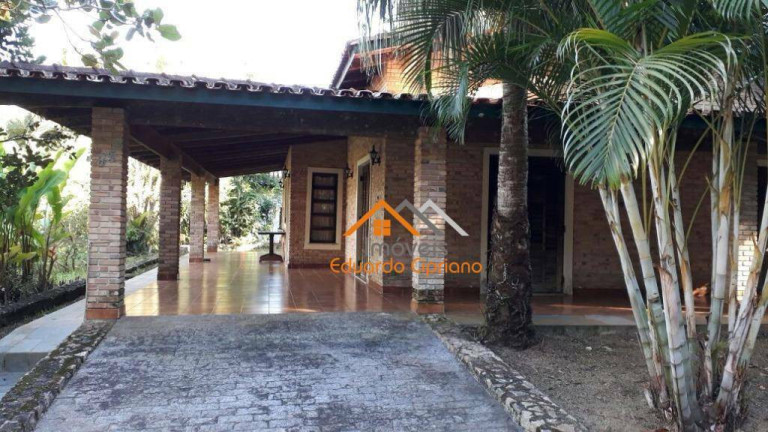 Imagem Casa com 3 Quartos à Venda, 184 m² em Martim De Sá - Caraguatatuba