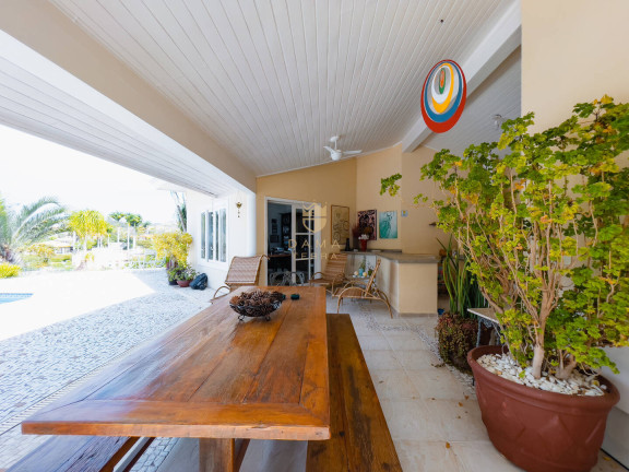 Imagem Casa com 4 Quartos à Venda, 1.500 m² em Itatiba Imagem Casa com 4 Quartos à Venda, 1.500 m² em Itatiba