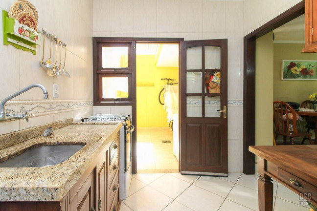Imagem Casa com 3 Quartos à Venda, 150 m² em Guarujá - Porto Alegre Imagem Casa com 3 Quartos à Venda, 150 m² em Guarujá - Porto Alegre