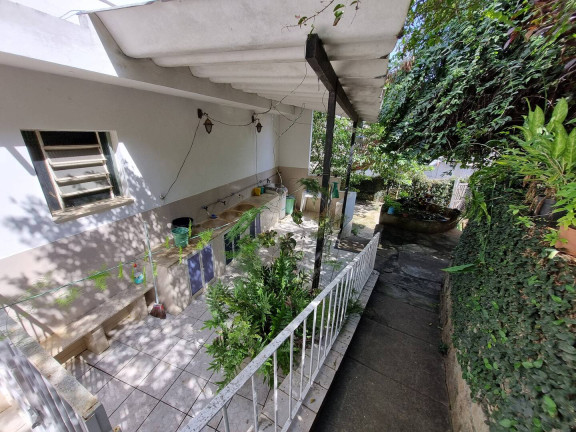 Imagem Casa com 5 Quartos à Venda, 831 m² em Ibitiquara - Cachoeiro De Itapemirim