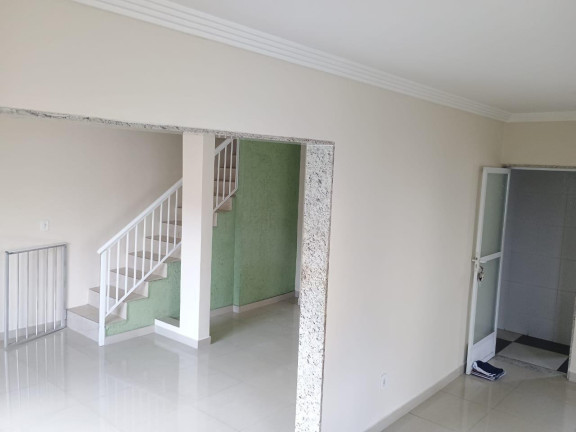 Imagem Casa com 3 Quartos à Venda, 240 m² em Centro - São João De Meriti