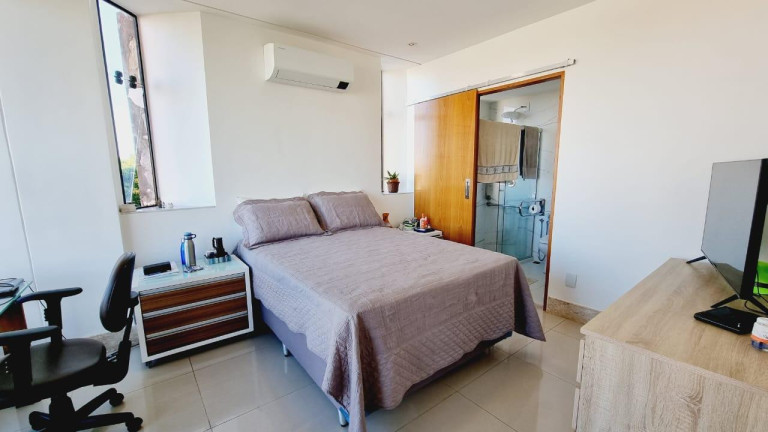 Imagem Casa de Condomínio com 8 Quartos à Venda, 390 m² em Horto Florestal - Salvador
