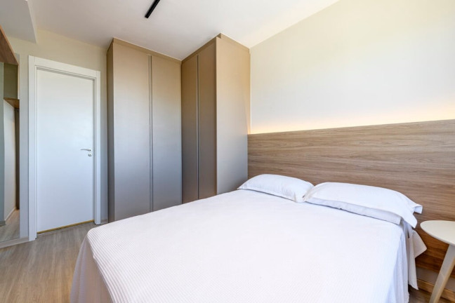 Imagem Apartamento com 3 Quartos à Venda, 67 m² em São João - Porto Alegre Imagem Apartamento com 3 Quartos à Venda, 67 m² em São João - Porto Alegre