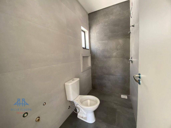 Imagem Casa com 3 Quartos à Venda, 150 m² em São João Do Rio Vermelho - Florianópolis Imagem Casa com 3 Quartos à Venda, 150 m² em São João Do Rio Vermelho - Florianópolis