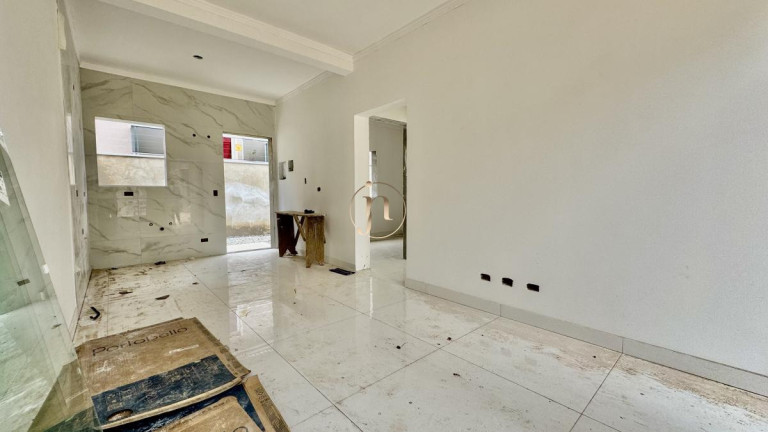 Imagem Casa de Condomínio com 2 Quartos à Venda, em Sítio Cercado - Curitiba Imagem Casa de Condomínio com 2 Quartos à Venda, em Sítio Cercado - Curitiba