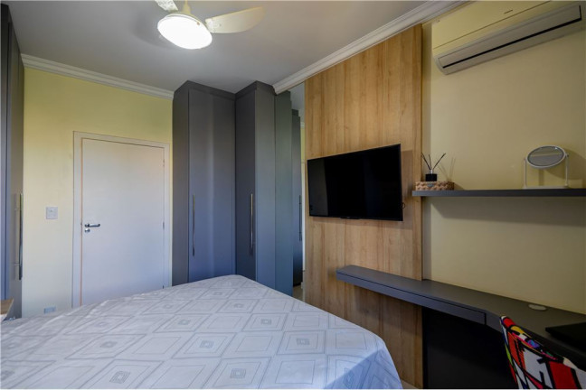 Imagem Apartamento com 3 Quartos à Venda, 94 m² em Petrópolis - Porto Alegre Imagem Apartamento com 3 Quartos à Venda, 94 m² em Petrópolis - Porto Alegre