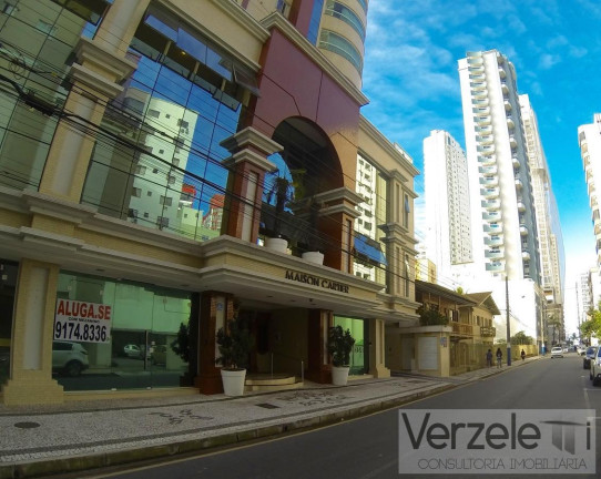 Imagem Apartamento com 3 Quartos para Temporada, 146 m² em Centro - Balneário Camboriú