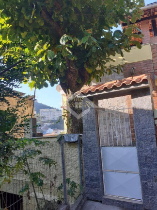 Imagem Casa com 3 Quartos à Venda, 173 m² em Fonseca - Niterói Imagem Casa com 3 Quartos à Venda, 173 m² em Fonseca - Niterói