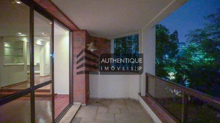 Imagem Apartamento com 3 Quartos à Venda, 250 m² em Jardim Europa - São Paulo