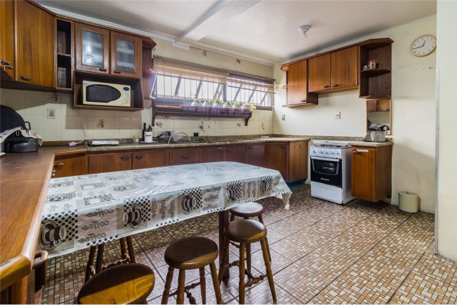Imagem Casa com 4 Quartos à Venda, 313 m² em Cavalhada - Porto Alegre Imagem Casa com 4 Quartos à Venda, 313 m² em Cavalhada - Porto Alegre