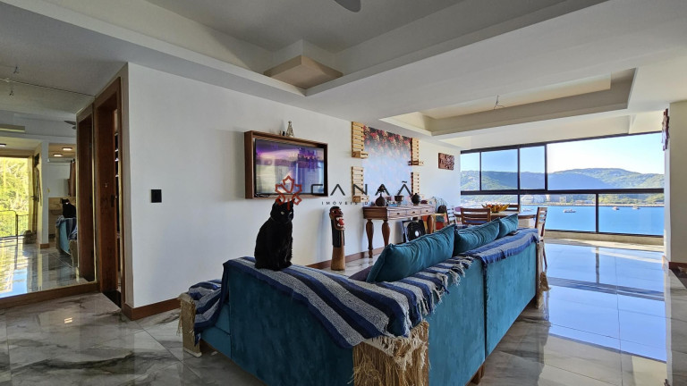 Imagem Casa com 2 Quartos à Venda, 400 m² em Centro - Arraial Do Cabo Imagem Casa com 2 Quartos à Venda, 400 m² em Centro - Arraial Do Cabo
