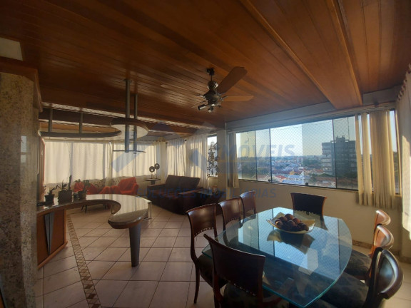Imagem Imóvel com 4 Quartos à Venda, 441 m² em Jardim Lindóia - Porto Alegre Imagem Imóvel com 4 Quartos à Venda, 441 m² em Jardim Lindóia - Porto Alegre