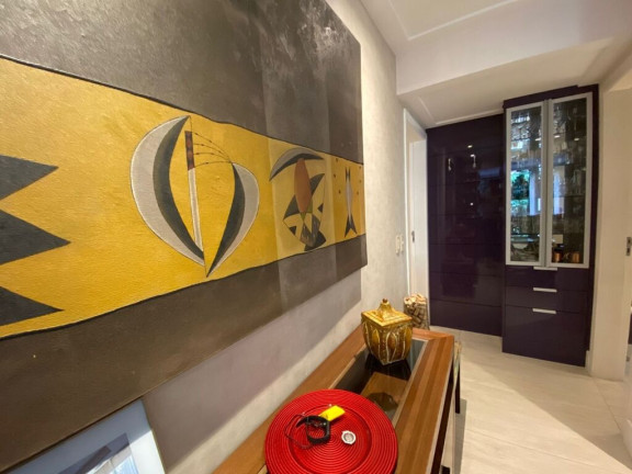 Imagem Apartamento com 3 Quartos à Venda, 242 m² em Bela Vista - Porto Alegre Imagem Apartamento com 3 Quartos à Venda, 242 m² em Bela Vista - Porto Alegre
