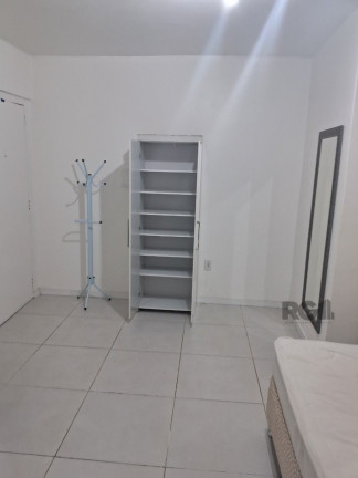 Imagem Apartamento com 1 Quarto à Venda, 33 m² em Centro Histórico - Porto Alegre Imagem Apartamento com 1 Quarto à Venda, 33 m² em Centro Histórico - Porto Alegre