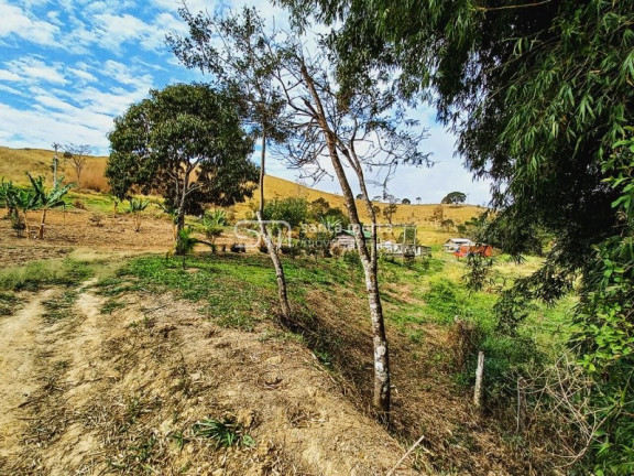 Imagem Imóvel com 2 Quartos à Venda, 1 m² em Três Barras - Cachoeira Paulista Imagem Imóvel com 2 Quartos à Venda, 1 m² em Três Barras - Cachoeira Paulista