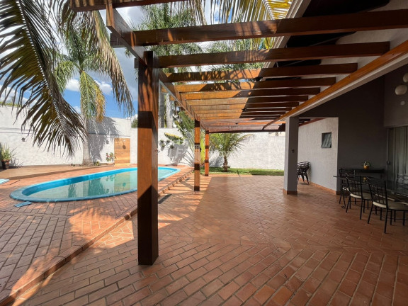 Imagem Casa com 4 Quartos à Venda, 236 m² em Carandá Bosque - Campo Grande Imagem Casa com 4 Quartos à Venda, 236 m² em Carandá Bosque - Campo Grande