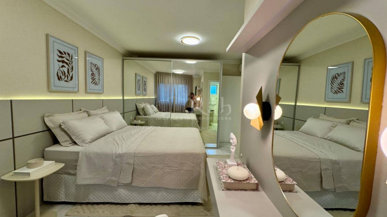 Imagem Apartamento com 3 Quartos à Venda, 108 m² em Centro - Balneário Camboriú
