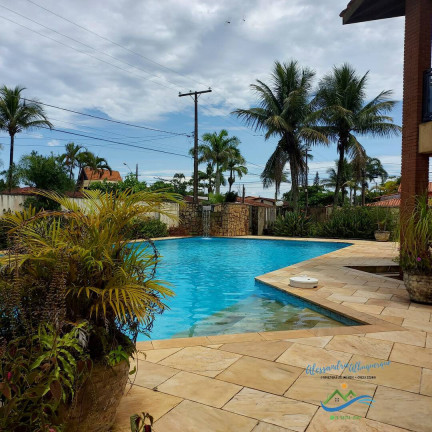 Imagem Casa com 7 Quartos à Venda, em Grandesp - Itanhaém Imagem Casa com 7 Quartos à Venda, em Grandesp - Itanhaém
