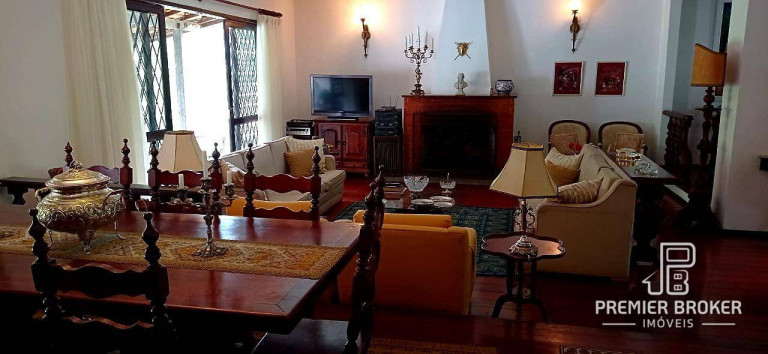 Imagem Casa com 4 Quartos à Venda, 230 m² em Alto - Teresópolis Imagem Casa com 4 Quartos à Venda, 230 m² em Alto - Teresópolis