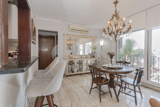 Imagem Imóvel com 3 Quartos à Venda, 150 m² em Menino Deus - Porto Alegre