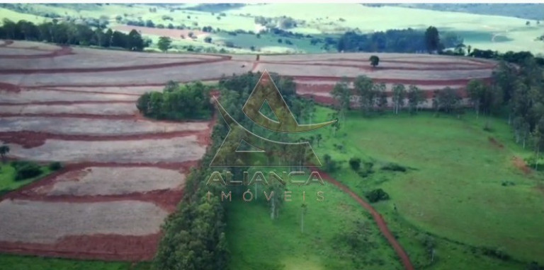 Imóvel com 8 Quartos à Venda, 2.613.600 m² em Parque Vitória - Descalvado