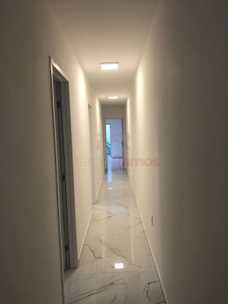Imagem Casa com 4 Quartos à Venda, 140 m² em Urucunema - Eusébio Imagem Casa com 4 Quartos à Venda, 140 m² em Urucunema - Eusébio