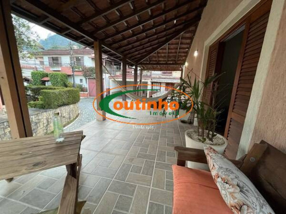 Imagem Casa com 3 Quartos à Venda, 146 m² em Agriões - Teresópolis Imagem Casa com 3 Quartos à Venda, 146 m² em Agriões - Teresópolis