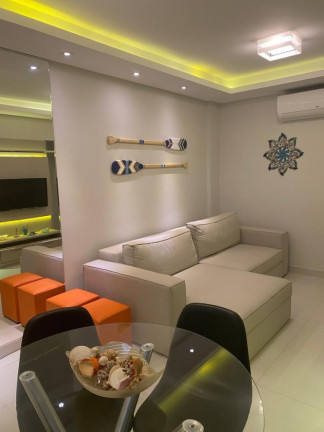 Imagem Apartamento com 2 Quartos à Venda, 60 m² em Centro - Balneário Camboriú