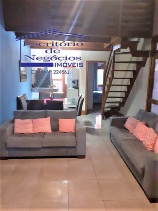 Imagem Casa com 2 Quartos à Venda, 112 m² em Hípica - Porto Alegre Imagem Casa com 2 Quartos à Venda, 112 m² em Hípica - Porto Alegre