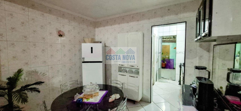 Imagem Casa com 1 Quarto à Venda, 80 m² Imagem Casa com 1 Quarto à Venda, 80 m²