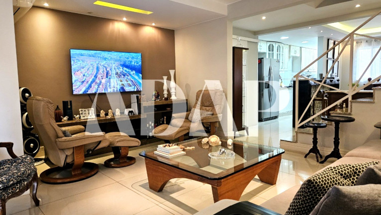 Imagem Casa com 3 Quartos à Venda, 140 m² em Vargem Pequena - Rio De Janeiro
