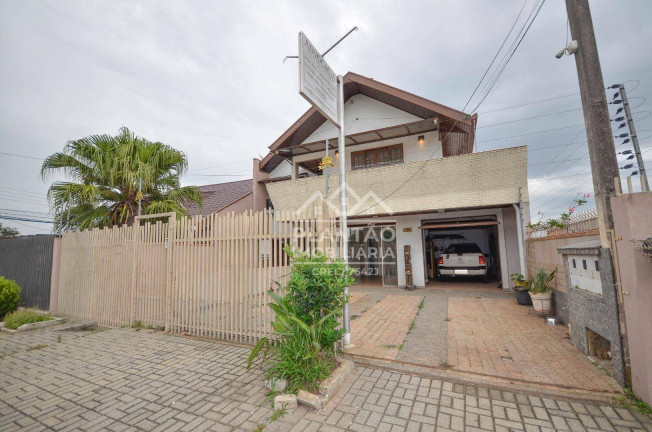 Imagem Casa com 4 Quartos à Venda, em Pinheirinho - Curitiba Imagem Casa com 4 Quartos à Venda, em Pinheirinho - Curitiba