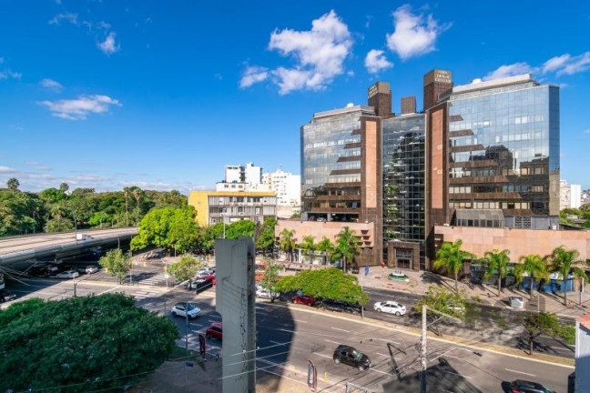 Imagem Apartamento com 1 Quarto para Alugar, 40 m² em Centro Histórico - Porto Alegre Imagem Apartamento com 1 Quarto para Alugar, 40 m² em Centro Histórico - Porto Alegre