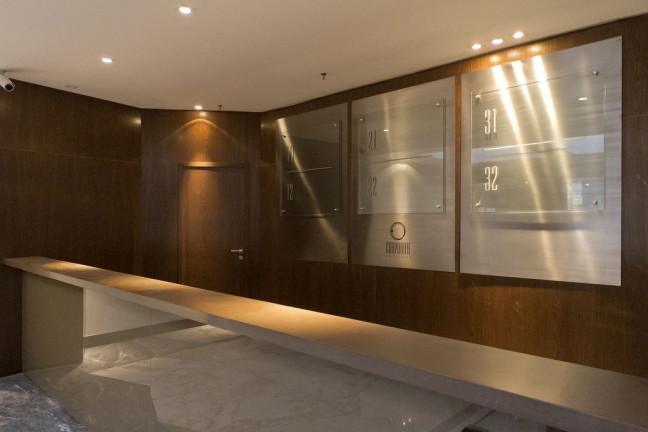 Imagem Sala Comercial à Venda, 939 m² em Centro - Curitiba