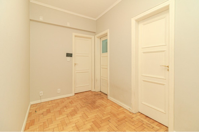 Imagem Imóvel com 2 Quartos à Venda, 112 m² em Rio Branco - Porto Alegre Imagem Imóvel com 2 Quartos à Venda, 112 m² em Rio Branco - Porto Alegre