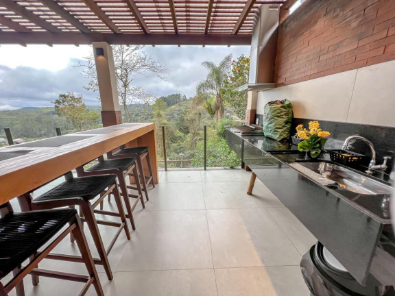 Imagem Casa com 6 Quartos à Venda, 250 m² em Aracê - Domingos Martins Imagem Casa com 6 Quartos à Venda, 250 m² em Aracê - Domingos Martins