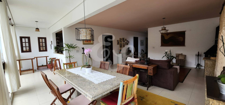 Imagem Casa de Condomínio com 5 Quartos à Venda, 330 m² em Alphaville - Santana De Parnaíba Imagem Casa de Condomínio com 5 Quartos à Venda, 330 m² em Alphaville - Santana De Parnaíba