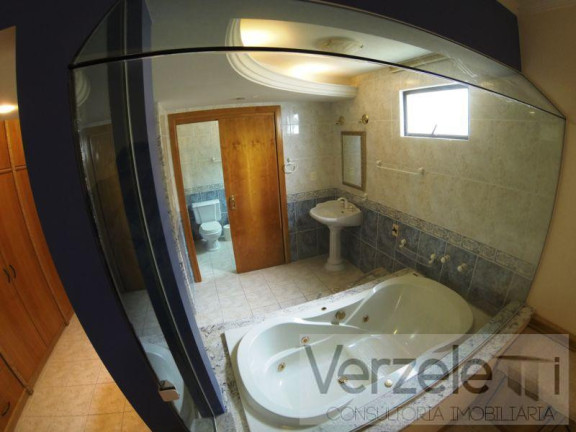 Imagem Apartamento com 4 Quartos para Temporada, 273 m² em Centro - Balneário Camboriú