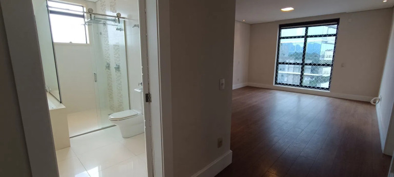 Apartamento com 3 Quartos à Venda, 307 m² em Atiradores - Joinville