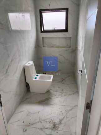 Imagem Casa com 3 Quartos à Venda, 170 m² em Santa Candida - Curitiba
