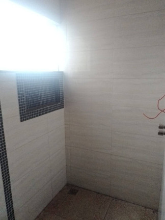Imagem Sobrado com 3 Quartos para Alugar, em Arapongas Imagem Sobrado com 3 Quartos para Alugar, em Arapongas