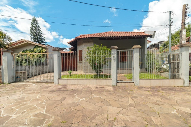 Imagem Casa com 3 Quartos à Venda, 213 m² em Chácara Das Pedras - Porto Alegre Imagem Casa com 3 Quartos à Venda, 213 m² em Chácara Das Pedras - Porto Alegre
