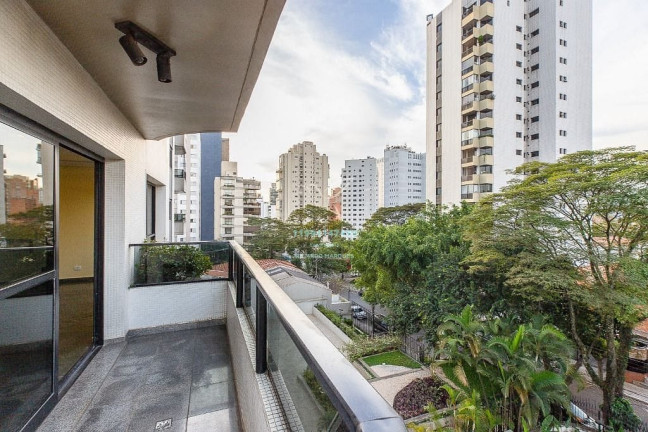 Imagem Apartamento com 5 Quartos à Venda, 220 m² em Moema - São Paulo