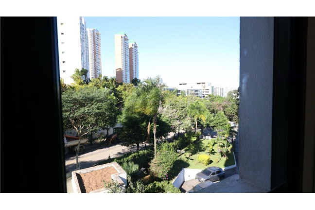 Imagem Imóvel com 1 Quarto à Venda, em Vila Andrade - São Paulo Imagem Imóvel com 1 Quarto à Venda, em Vila Andrade - São Paulo