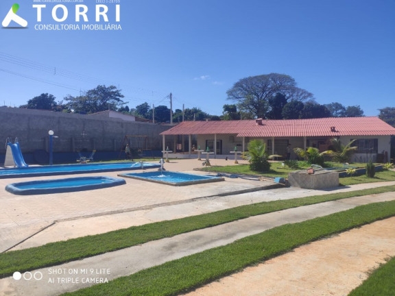 Imagem Imóvel com 4 Quartos à Venda, em Piraporinha - Salto De Pirapora Imagem Imóvel com 4 Quartos à Venda, em Piraporinha - Salto De Pirapora