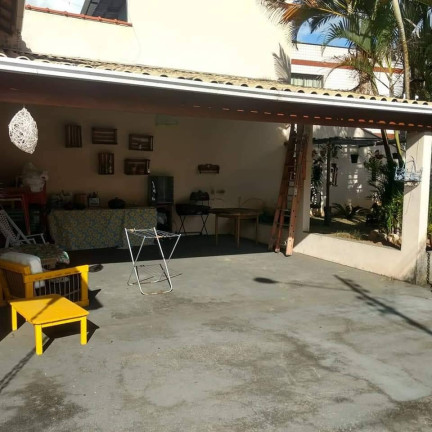 Imagem Casa com 4 Quartos à Venda, em Perisse - Nova Friburgo Imagem Casa com 4 Quartos à Venda, em Perisse - Nova Friburgo