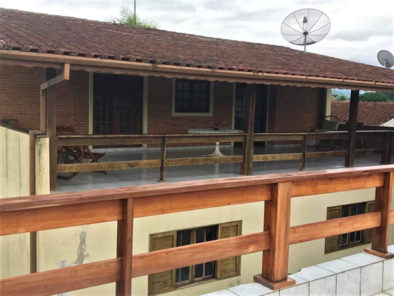 Imagem Casa com 5 Quartos à Venda, em Jardim Carolina - Ubatuba Imagem Casa com 5 Quartos à Venda, em Jardim Carolina - Ubatuba