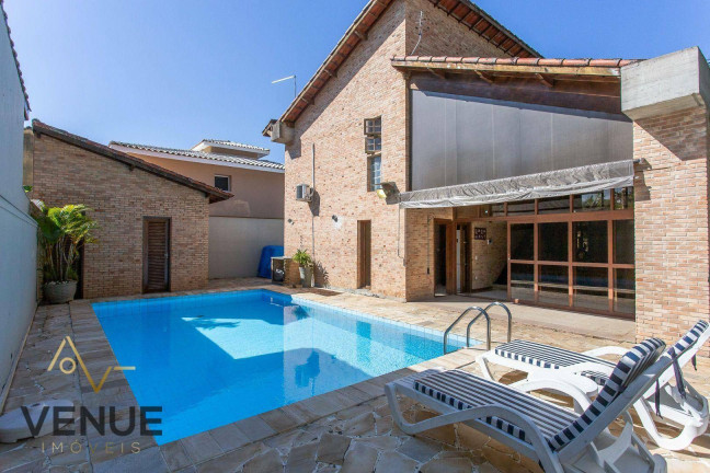 Imagem Casa com 5 Quartos à Venda, 229 m² em Pr Arrastão - São Sebastião Imagem Casa com 5 Quartos à Venda, 229 m² em Pr Arrastão - São Sebastião