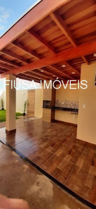 Casa com 3 Quartos à Venda,  em Cravinhos - Cravinhos