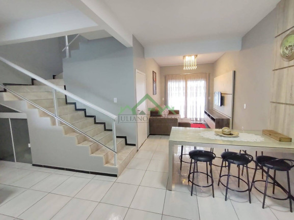 Imagem Casa com 3 Quartos à Venda, 135 m² em Pinheiros - Balneário Barra Do Sul